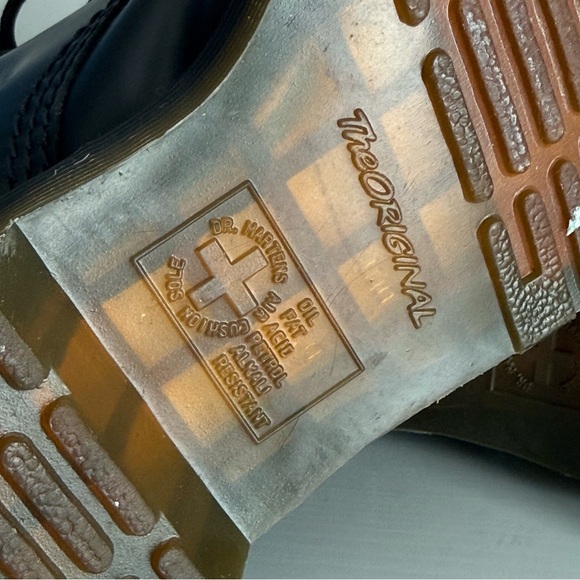 Dr. Martens 1460 Smooth Leather 8-eye Boots Yellow Welt Heel Loop Black Size 6 - Picture 10 of 16